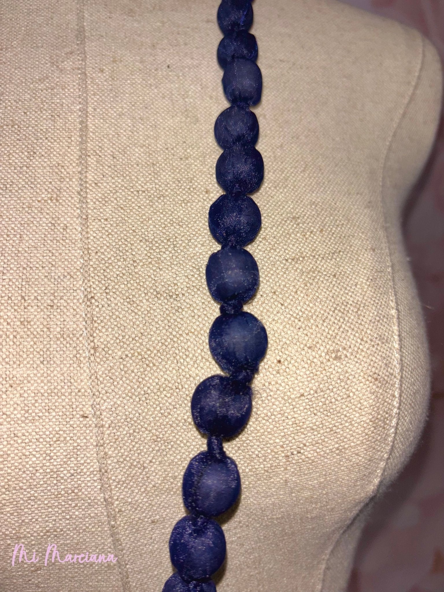 COLLAR BOLAS SEDA - Mi Marciana