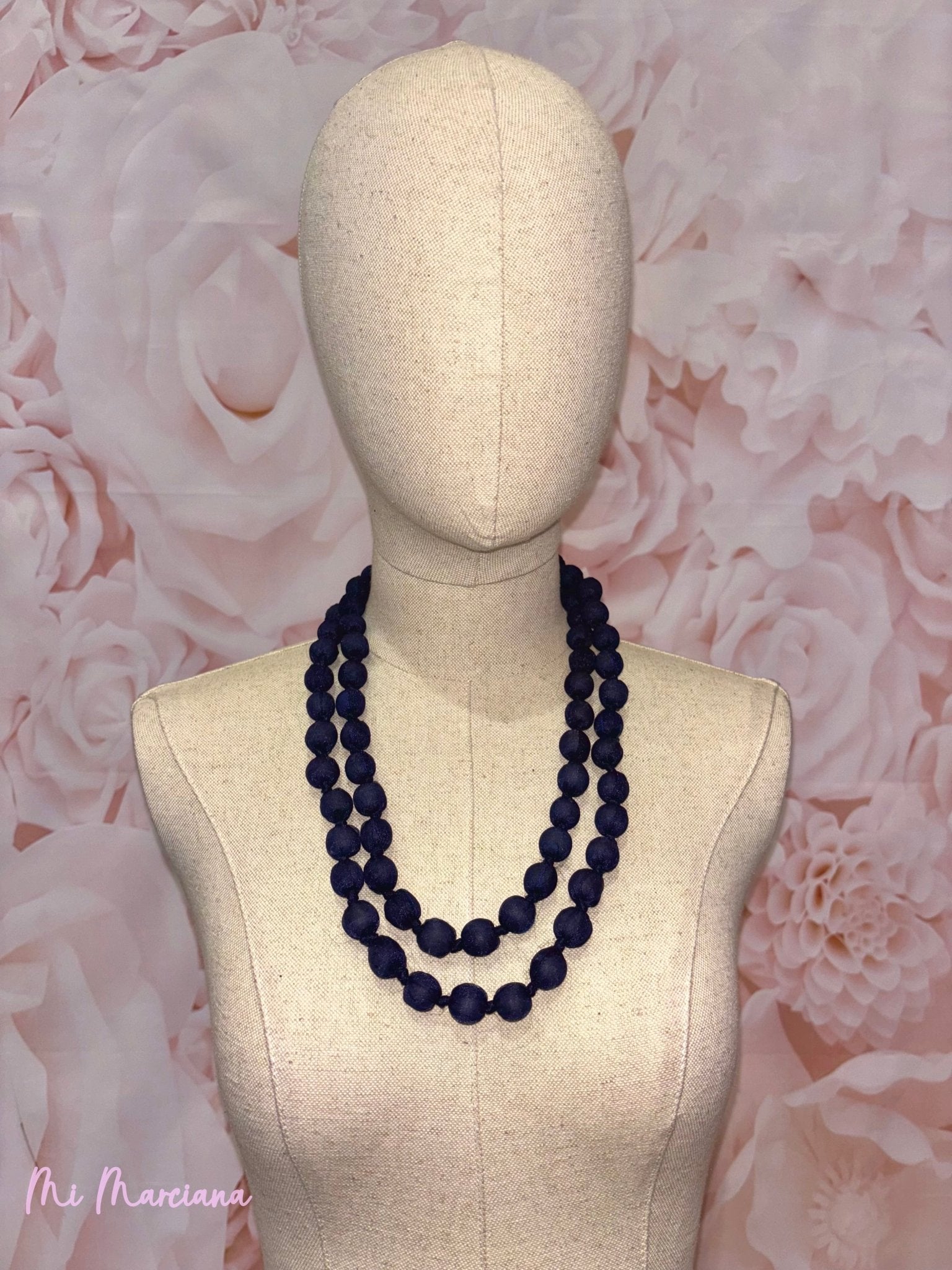 COLLAR BOLAS SEDA - Mi Marciana