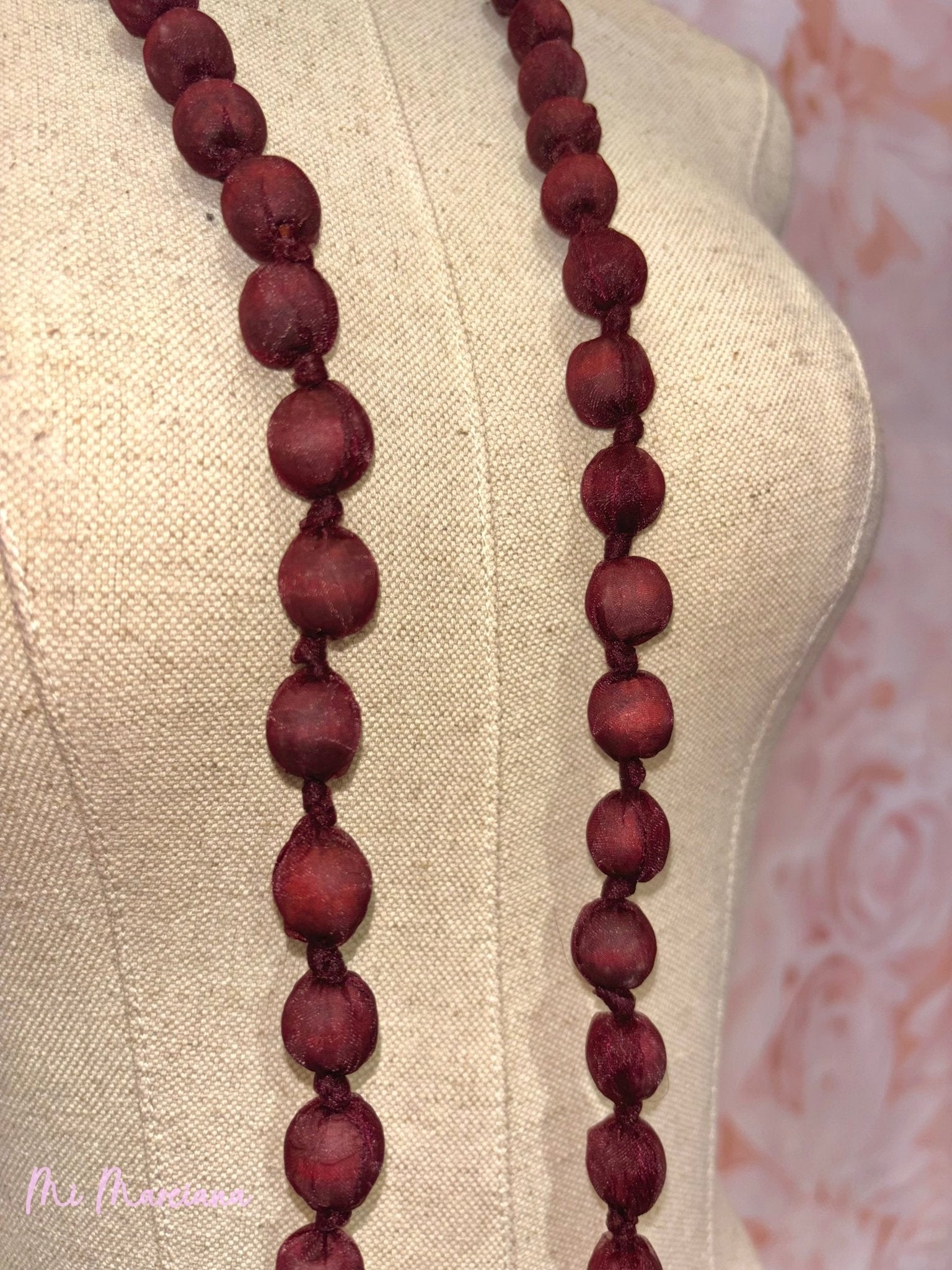 COLLAR BOLAS SEDA - Mi Marciana