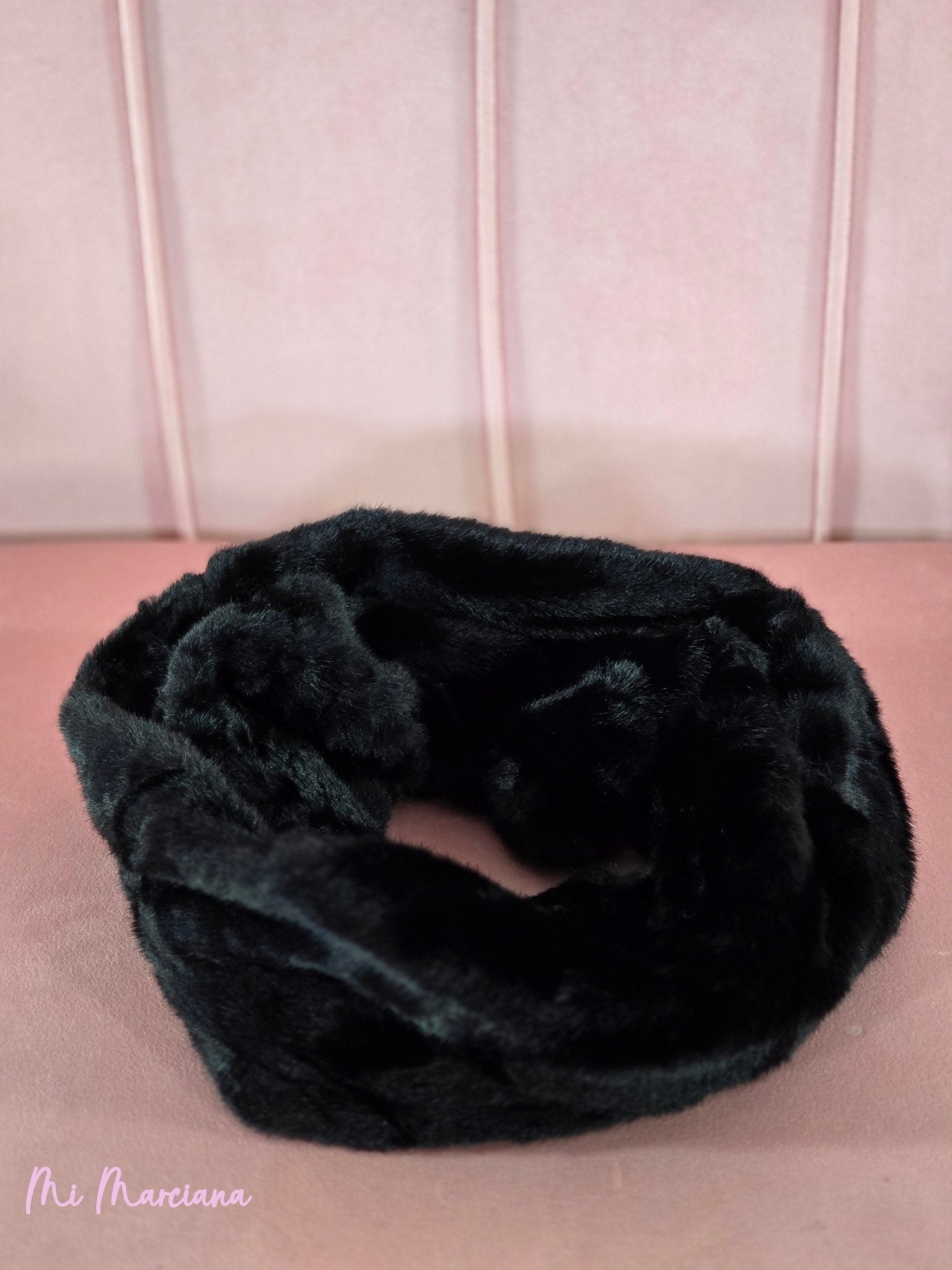 CUELLO PELO - Mi Marciana