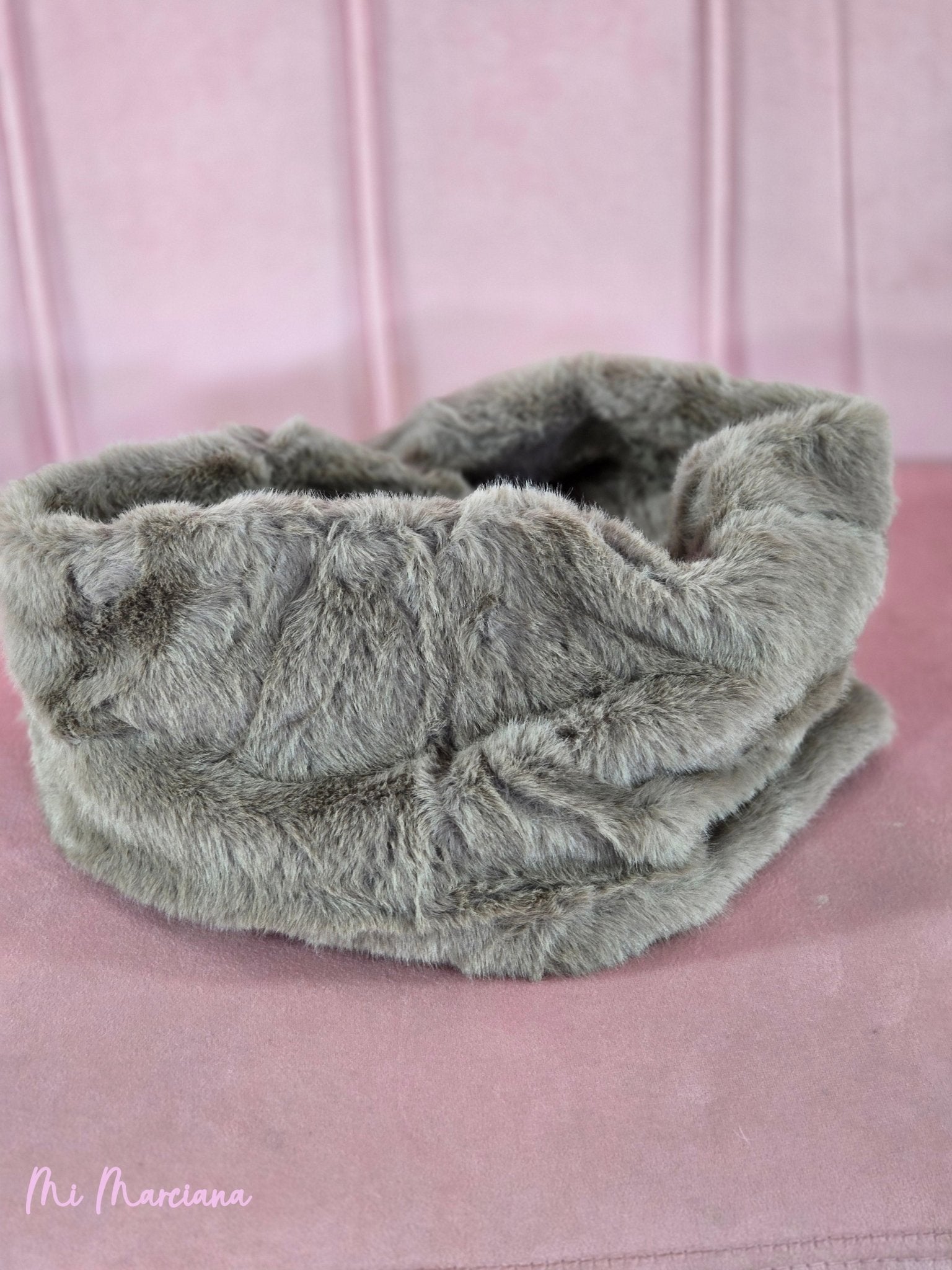 CUELLO PELO - Mi Marciana