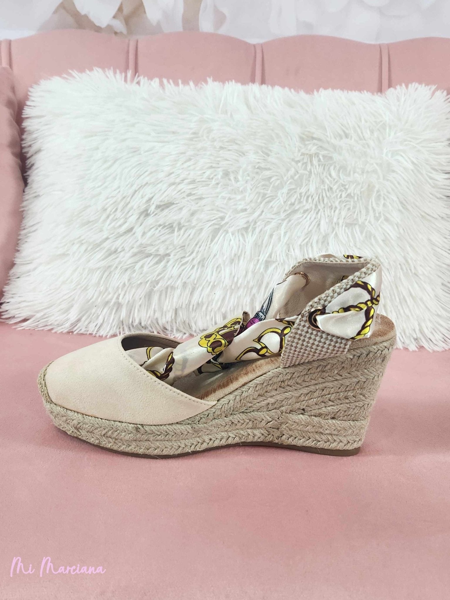 CUÑAS BEIGE LAZADA PAÑUELO - Mi Marciana