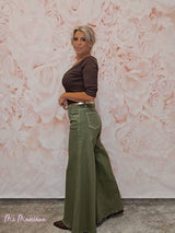 JEANS PATA ELEFANTE OLIVA - Mi Marciana