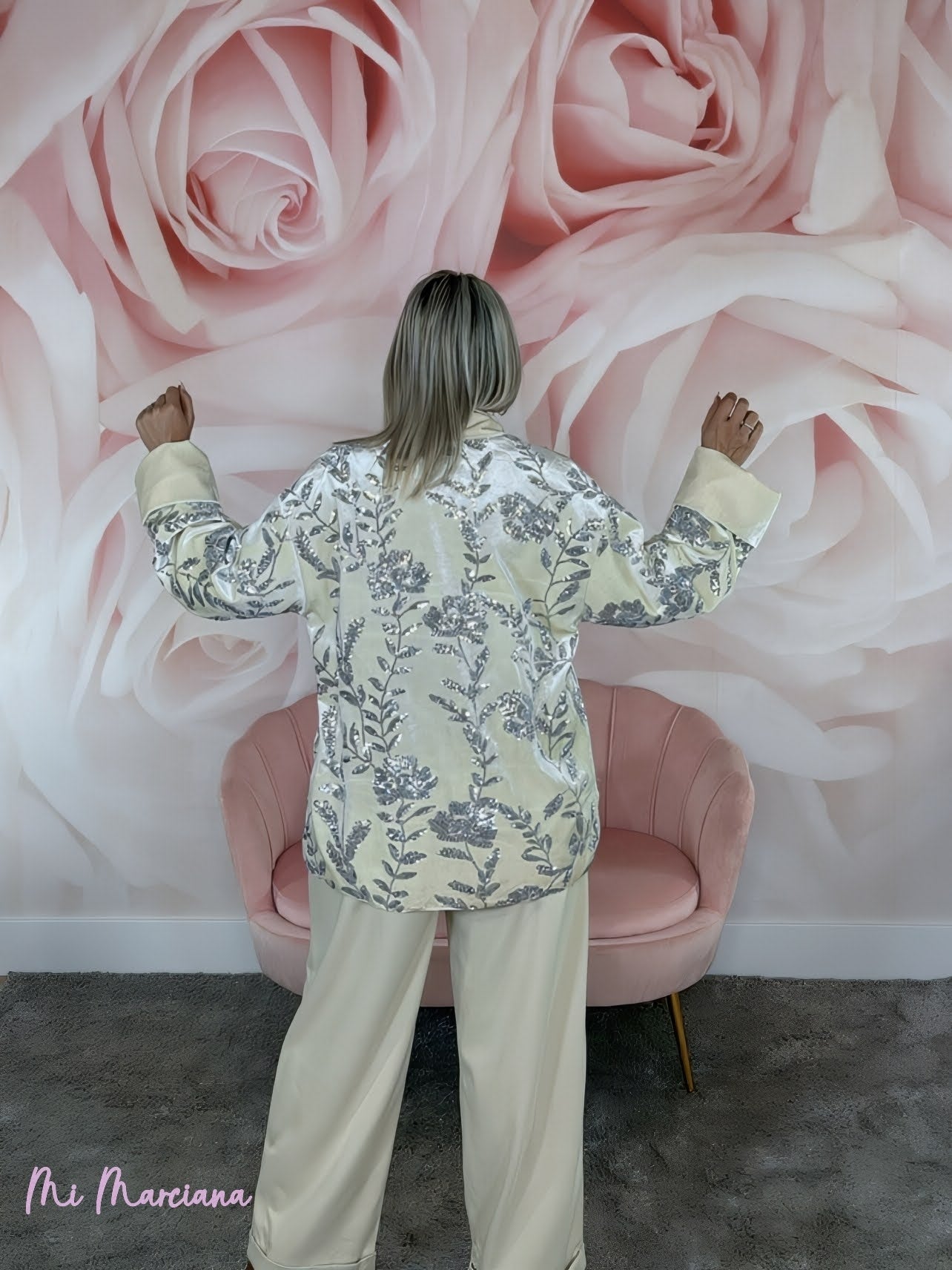 KIMONO TERCIOPELO BORDADO LENTEJUELAS - Mi Marciana