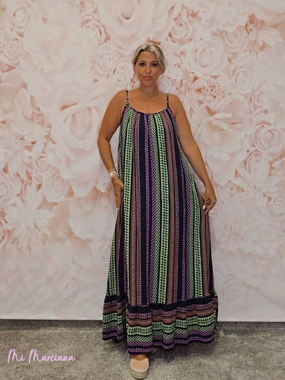 MAXI VESTIDO BAMBULA ÉTNICO VOLANTE MARINO - Mi Marciana