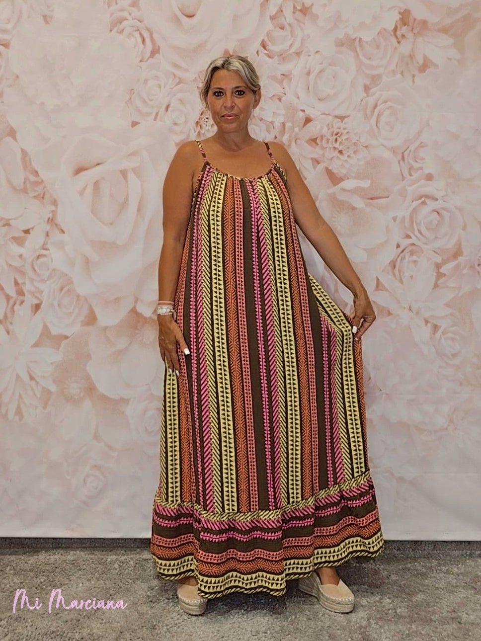 MAXI VESTIDO BAMBULA ÉTNICO VOLANTE MARRON - Mi Marciana