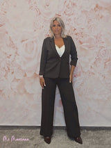 PANTALÓN ANCHO MIL RAYAS CAFÉ - Mi Marciana