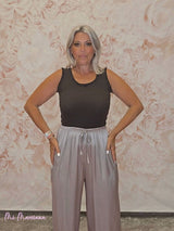 PANTALÓN ANCHO SATÉN ARRUGADO VISÓN - Mi Marciana