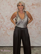 PANTALÓN SATÉN BAJO ENCAJE - Mi Marciana