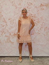 VESTIDO BLONDA BORLAS ROSA - Mi Marciana