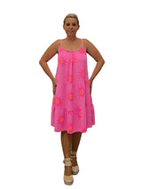 VESTIDO CORTO BAMBULA SOLES FUCSIA - Mi Marciana