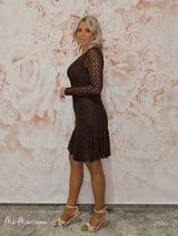 VESTIDO CORTO ENCAJE QUILLAS JOT - Mi Marciana