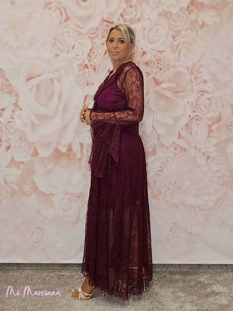 VESTIDO ENCAJE MANGAS VOLANTES - Mi Marciana