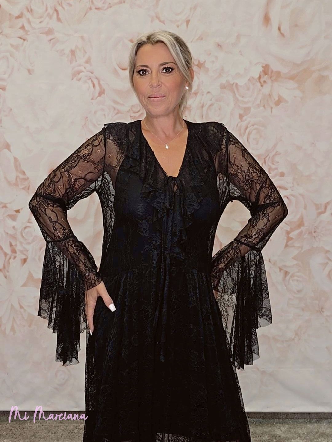 VESTIDO ENCAJE MANGAS VOLANTES - Mi Marciana