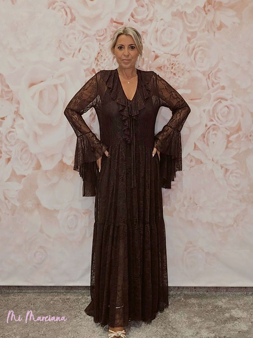 VESTIDO ENCAJE MANGAS VOLANTES - Mi Marciana