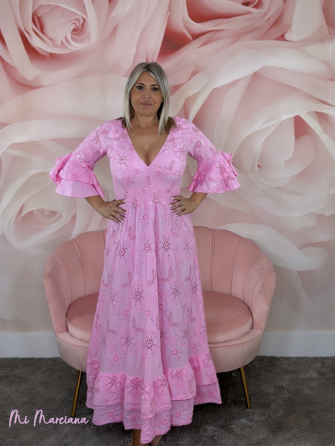 VESTIDO LARGO BORDADO INGLÉS LENTEJUELAS ROSA - Mi Marciana