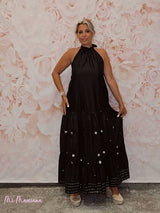VESTIDO LARGO HALTER BORDADO LENTEJUELAS NEGRO - Mi Marciana