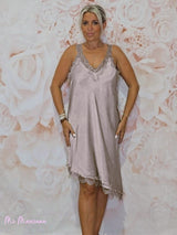 VESTIDO LENCERO CORTO ASIMÉTRICO JOT - Mi Marciana