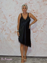 VESTIDO LENCERO CORTO ASIMÉTRICO JOT - Mi Marciana