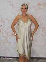 VESTIDO LENCERO CORTO ASIMÉTRICO JOT - Mi Marciana