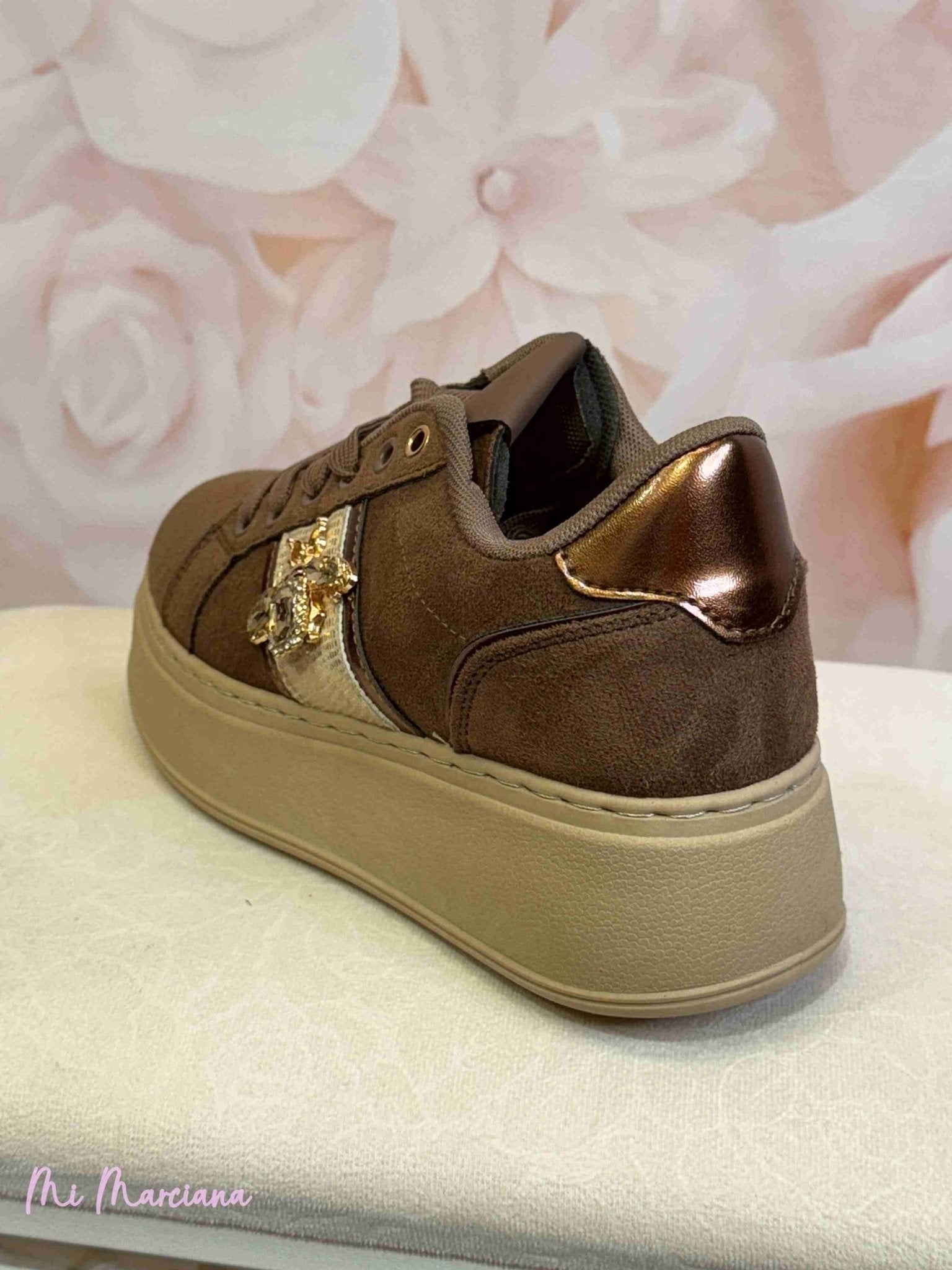 ZAPATILLAS ANTELINA JOYA ABEJA MARRÓN - Mi Marciana