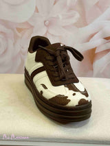 ZAPATILLAS CANDY COW PRINT MARRONES Y BLANCAS - Mi Marciana